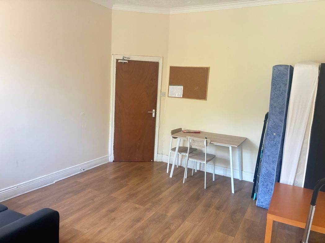 Property image 6 of 17