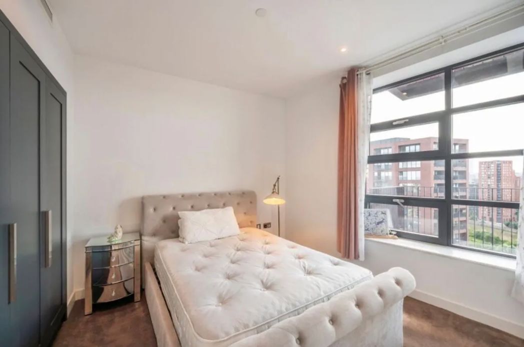 Property image 3 of 23