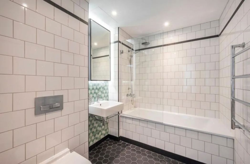 Property image 7 of 23
