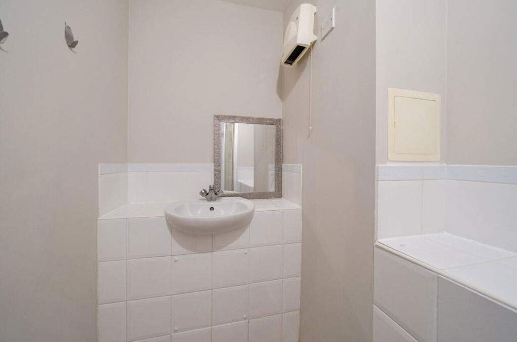Property image 13 of 14