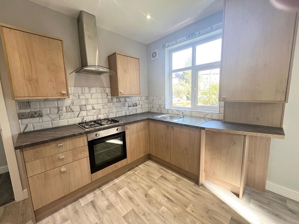 Property image 3 of 6