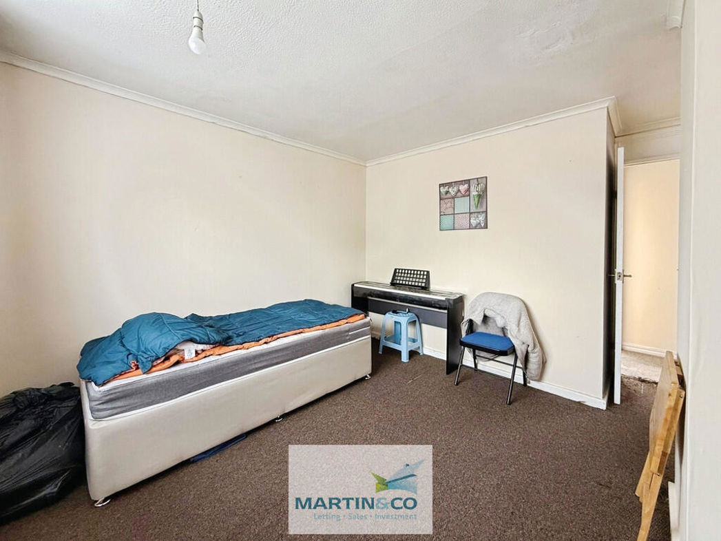 Property image 8 of 13