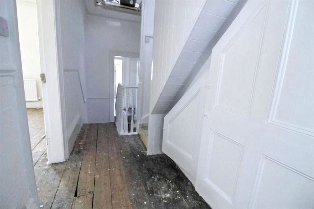 Property image 7 of 24