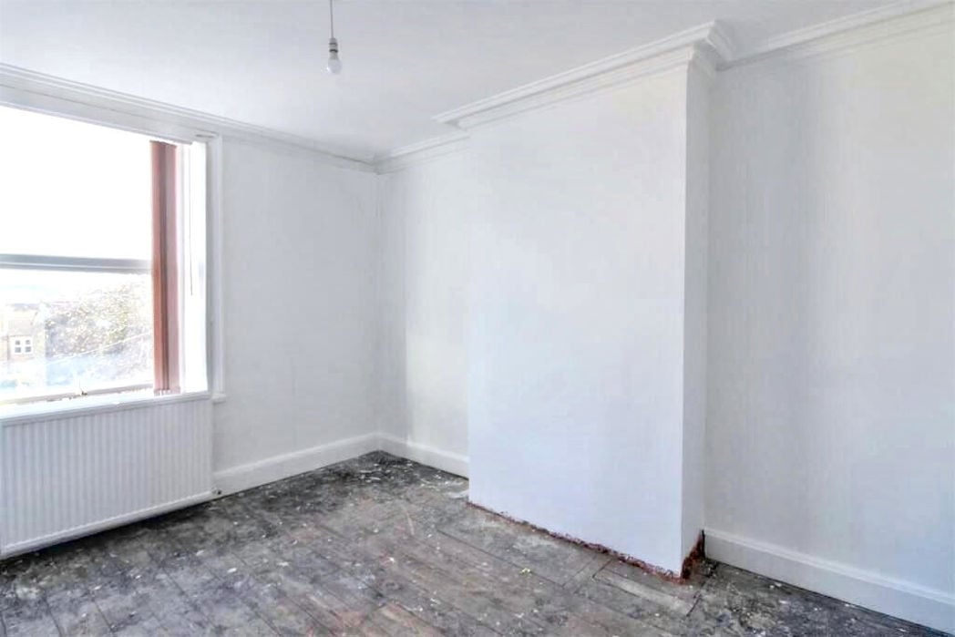 Property image 9 of 24
