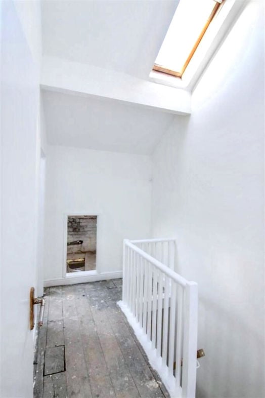 Property image 19 of 24