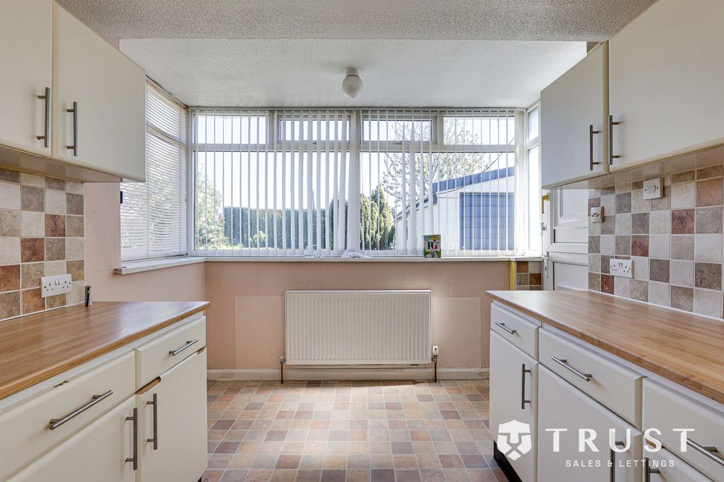 Property image 5 of 28
