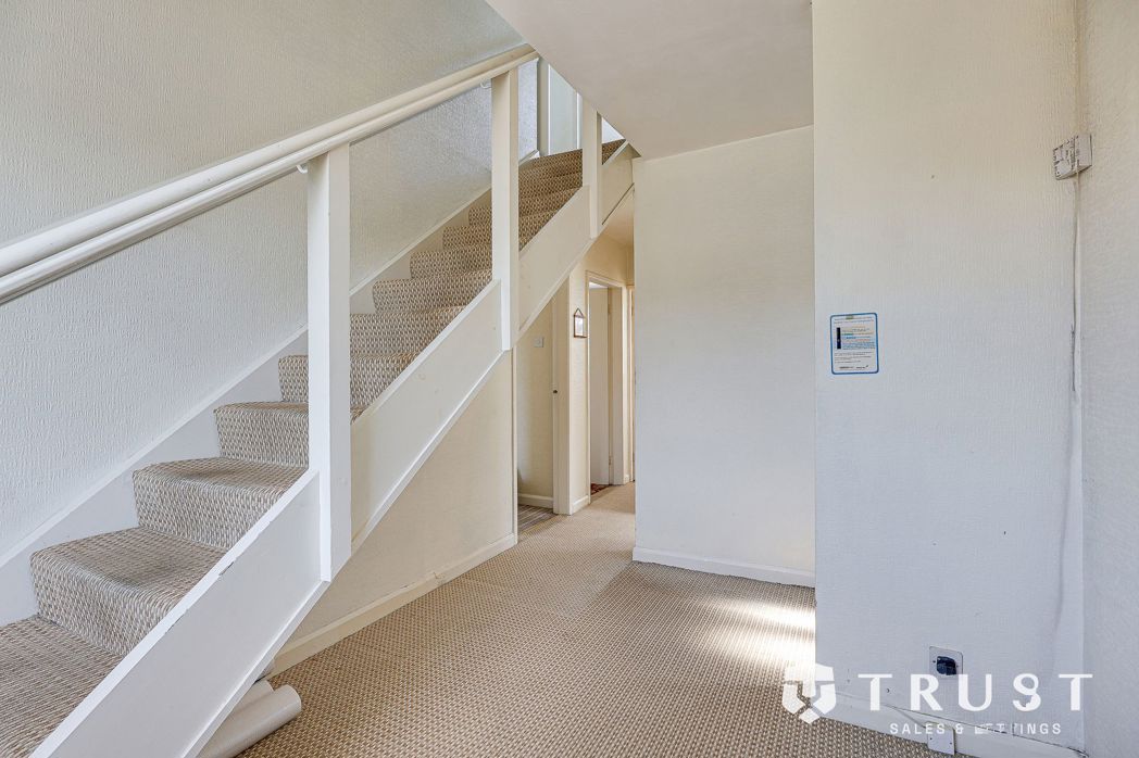 Property image 9 of 28