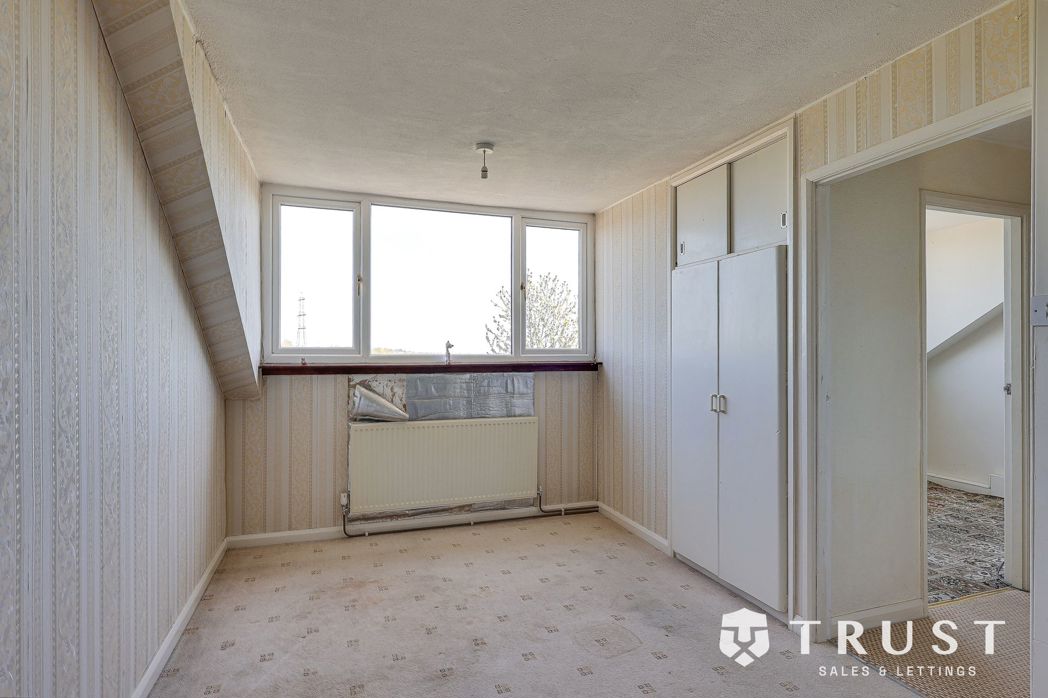 Property image 15 of 28