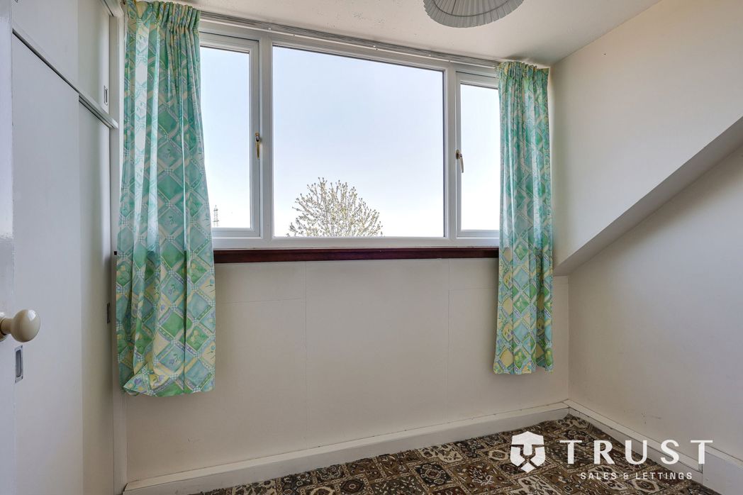 Property image 17 of 28