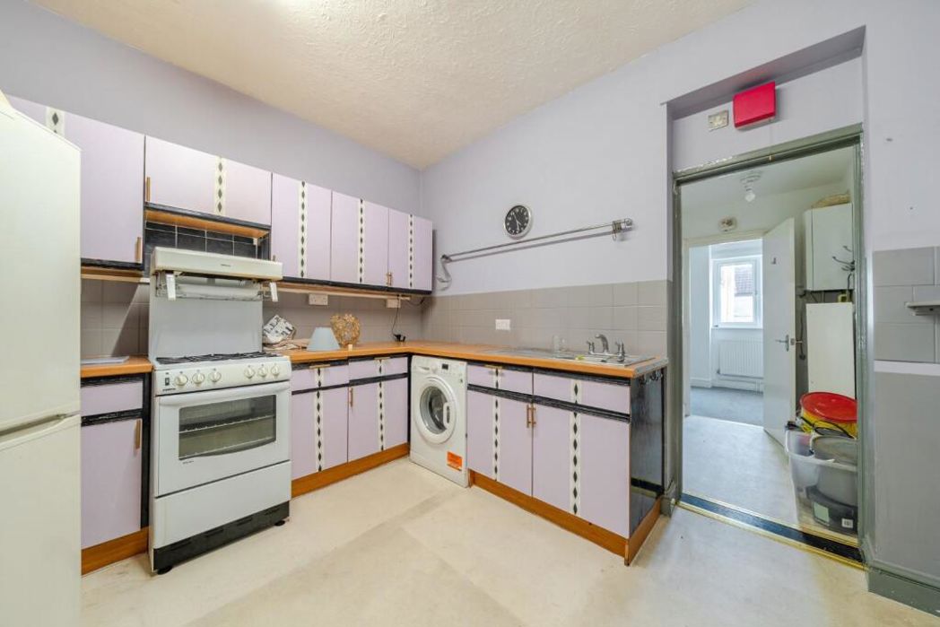 Lower Flat, Portsmouth, Hampshire, PO2 7NF
