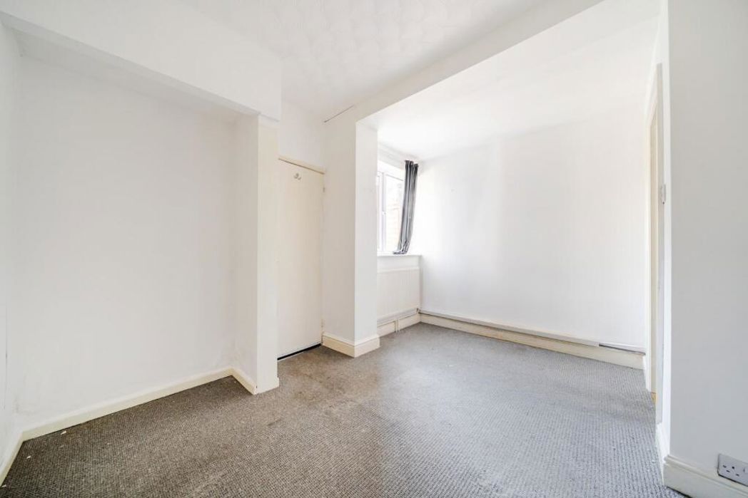 Lower Flat, Portsmouth, Hampshire, PO2 7NF