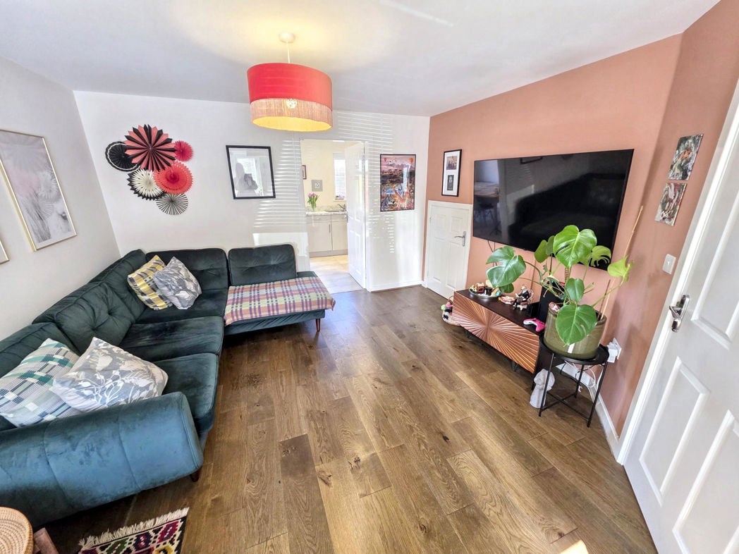Property image 2 of 14