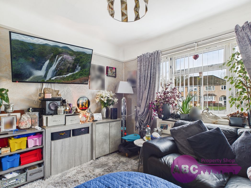 Property image 11 of 23