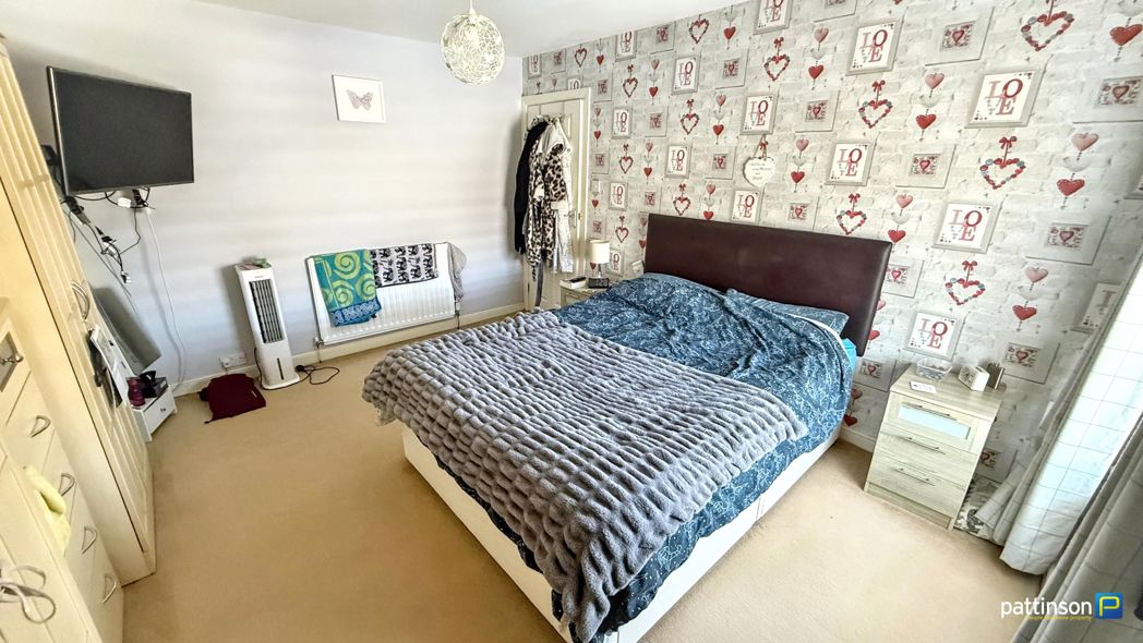 Property image 12 of 22