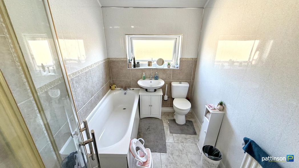 Property image 16 of 22