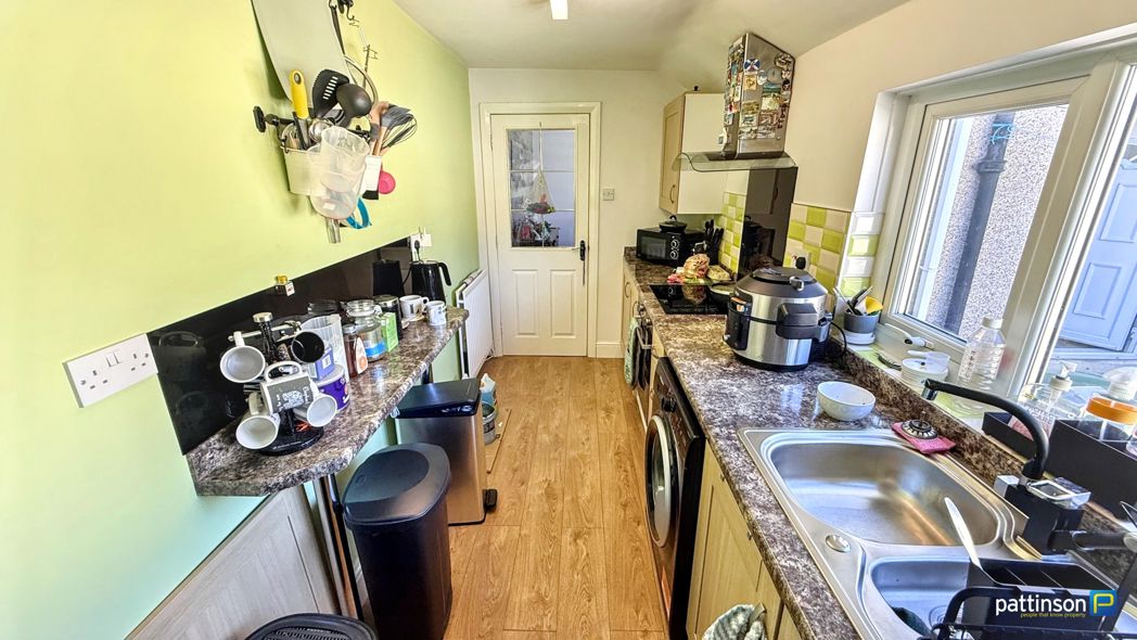 Property image 9 of 22