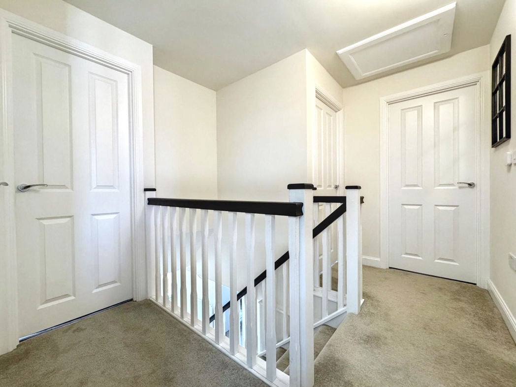 Property image 12 of 29
