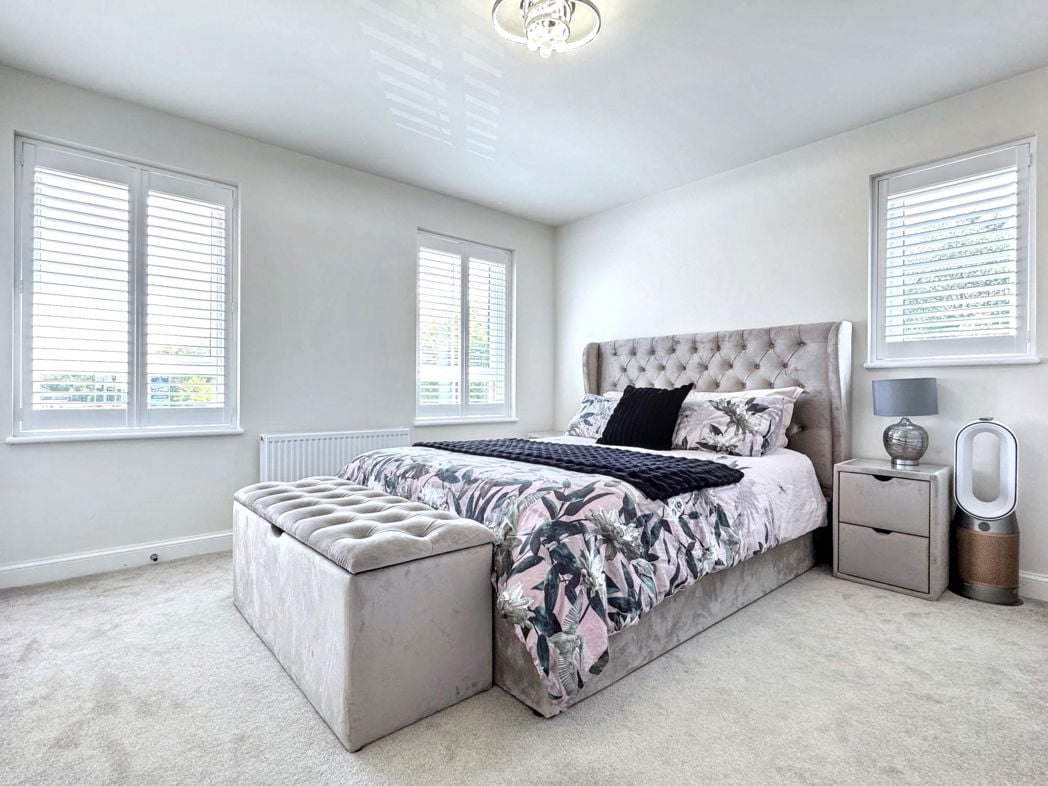 Property image 13 of 29
