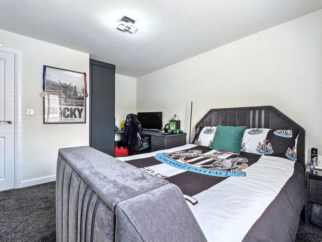 Property image 17 of 29