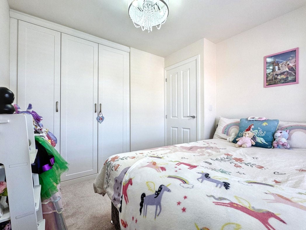 Property image 19 of 29