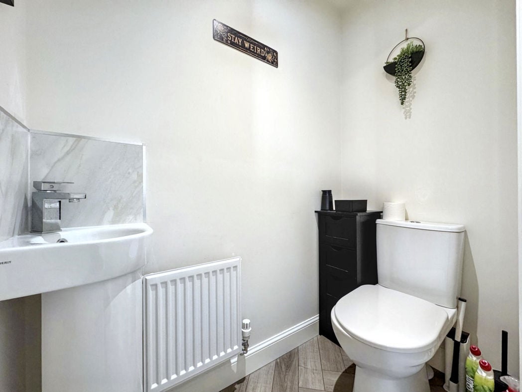 Property image 8 of 29
