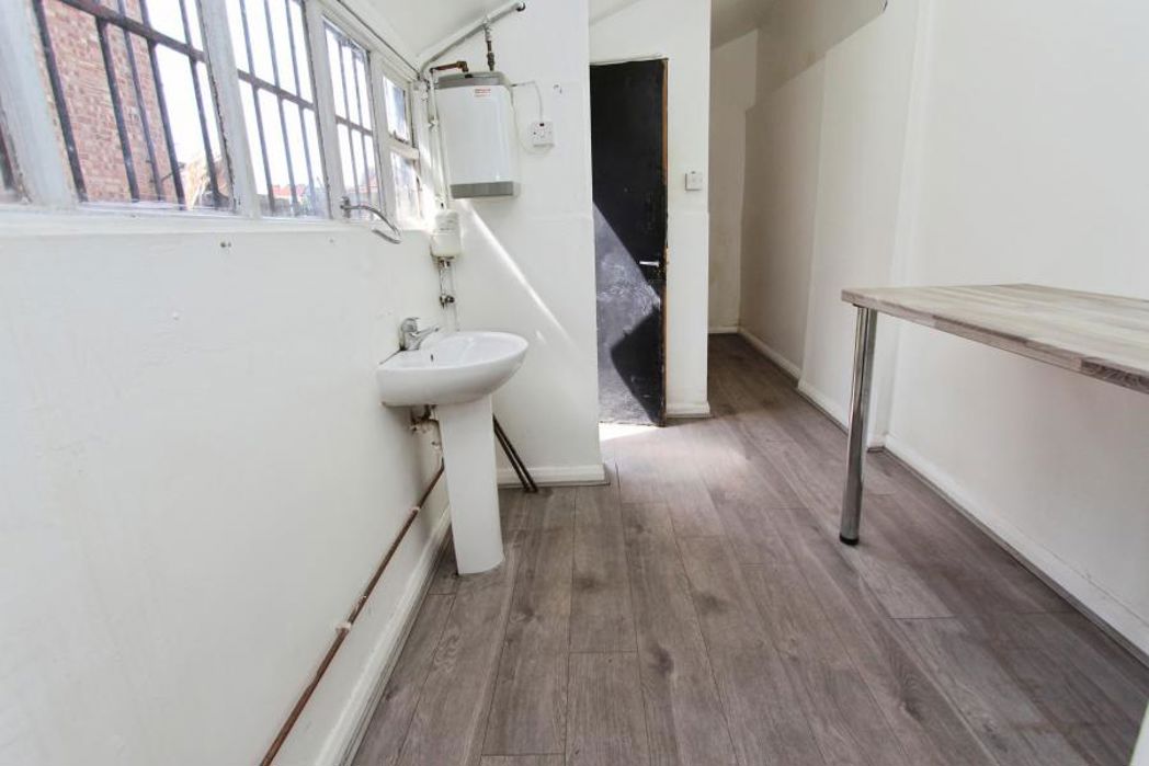 Property image 13 of 15