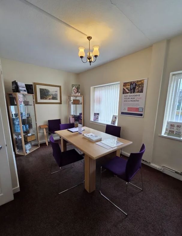 Property image 3 of 12