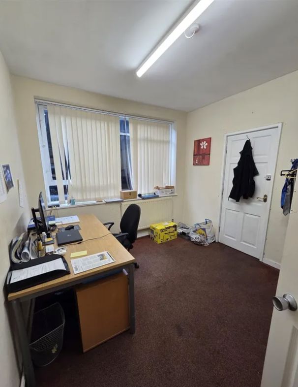 Property image 6 of 12