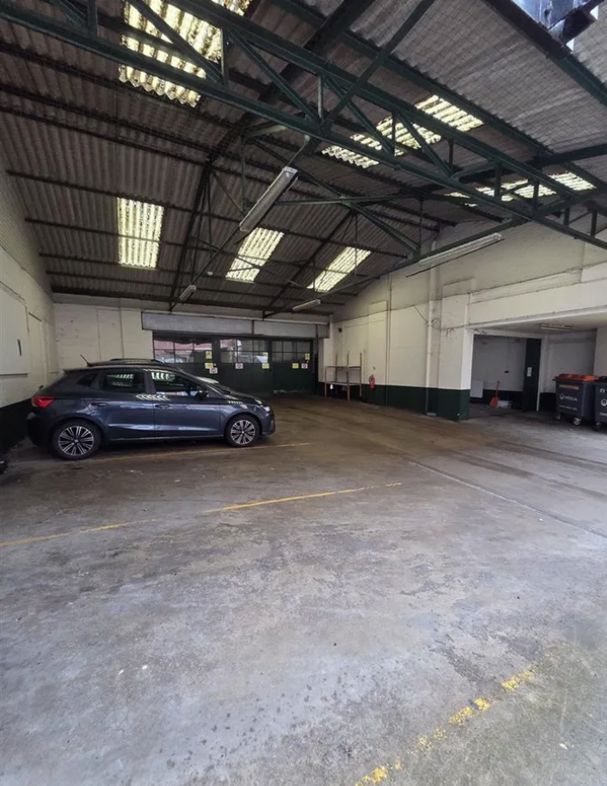 Property image 11 of 12