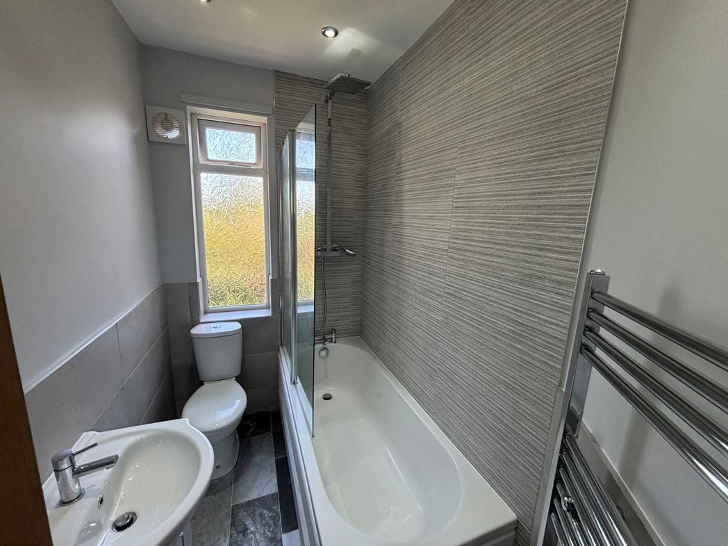 Property image 6 of 6