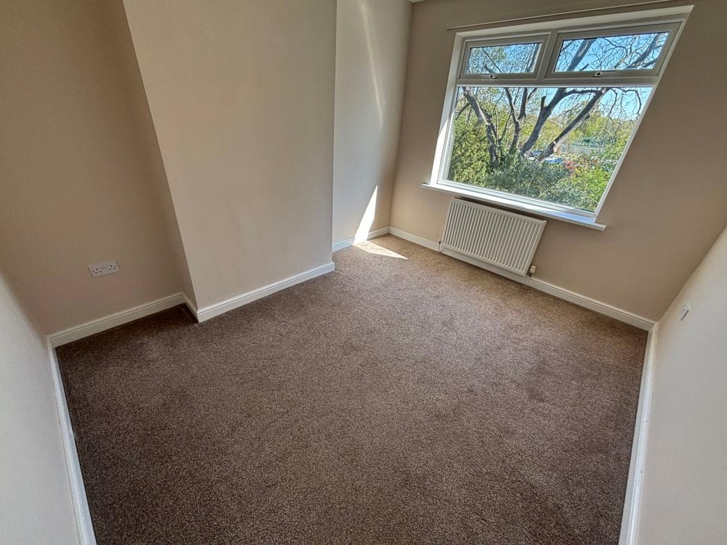 Property image 4 of 6