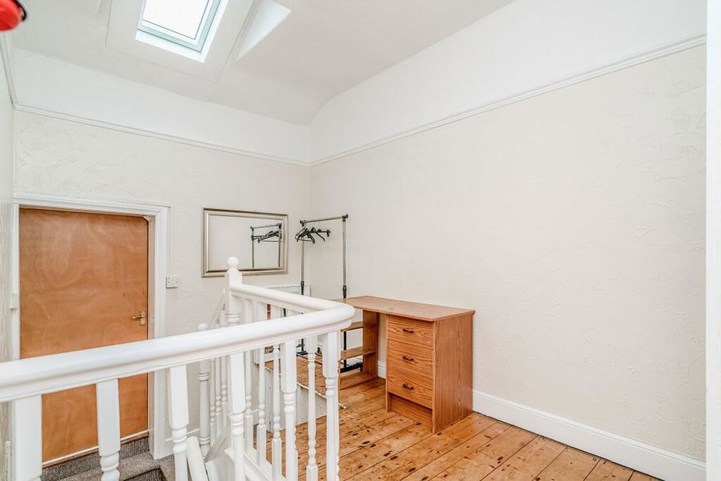 Property image 10 of 18