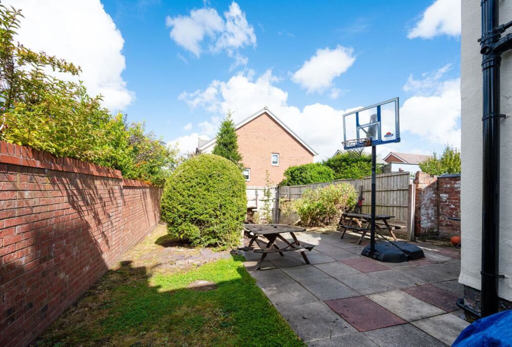 Property image 17 of 18