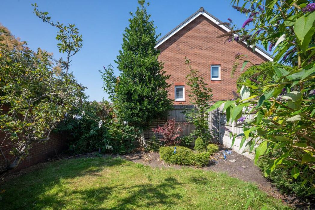 Property image 20 of 25