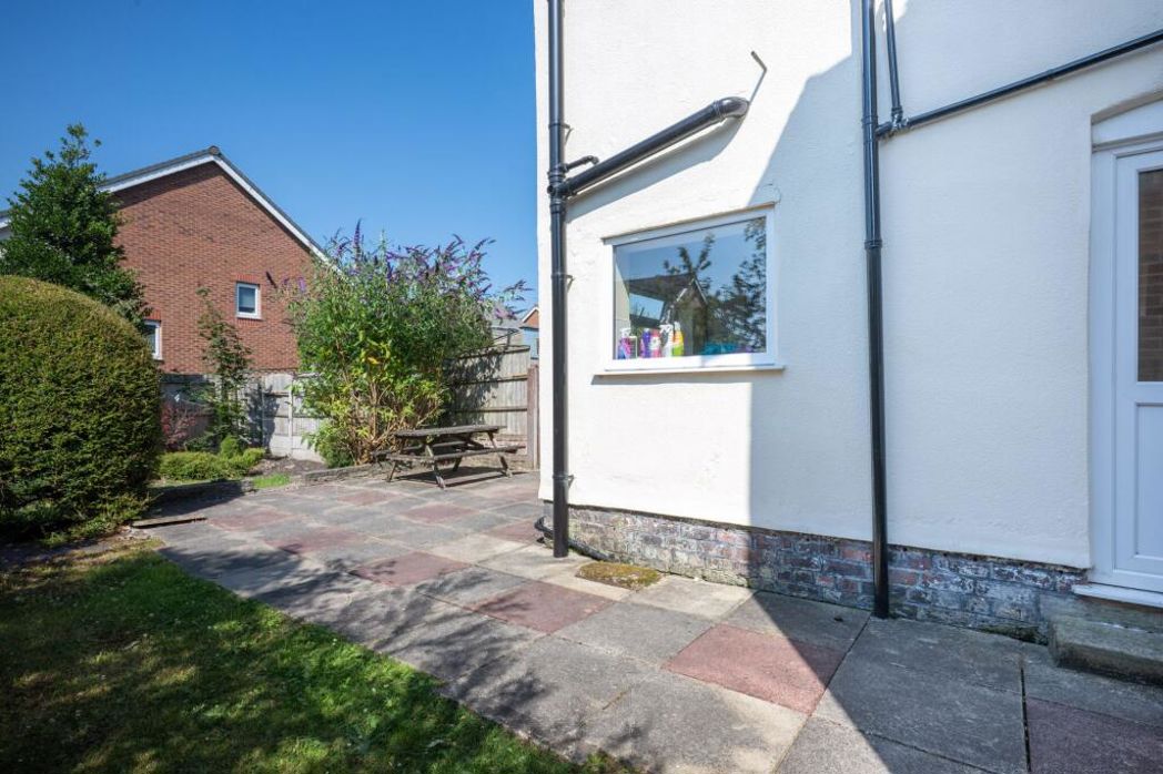 Property image 21 of 25