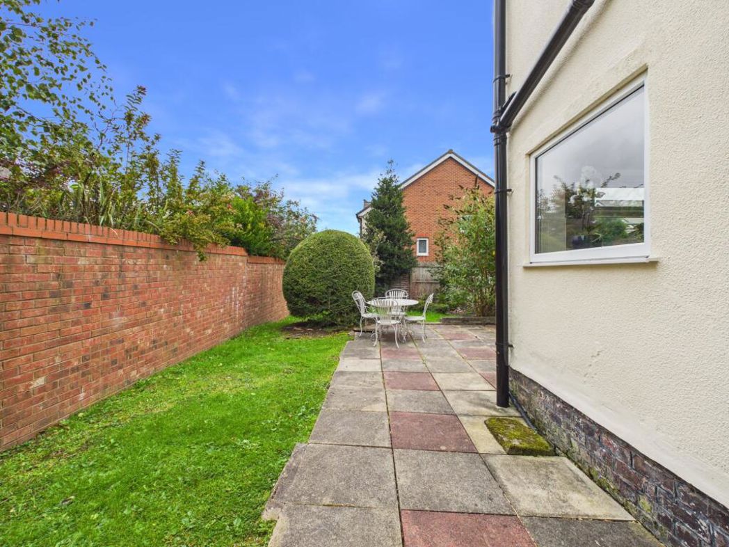 Property image 22 of 26
