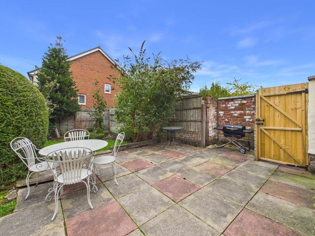 Property image 23 of 26