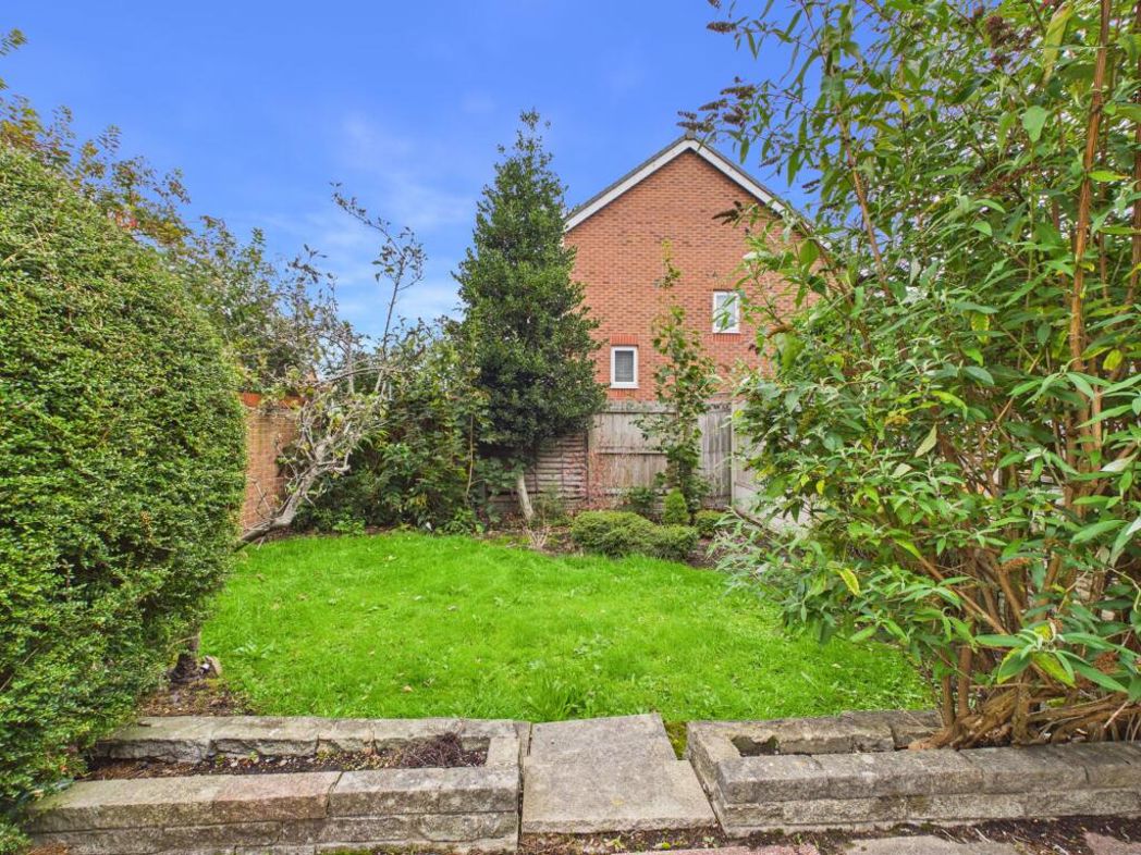 Property image 21 of 26