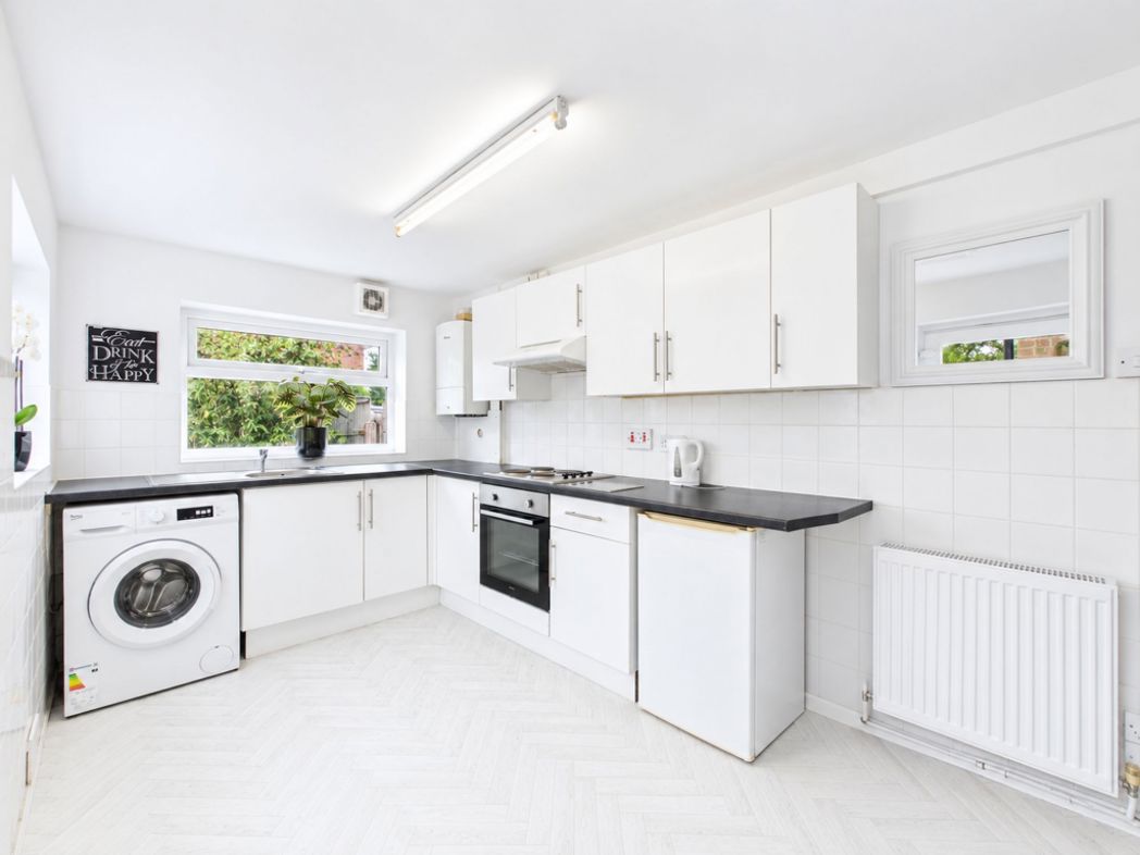 Property image 9 of 26