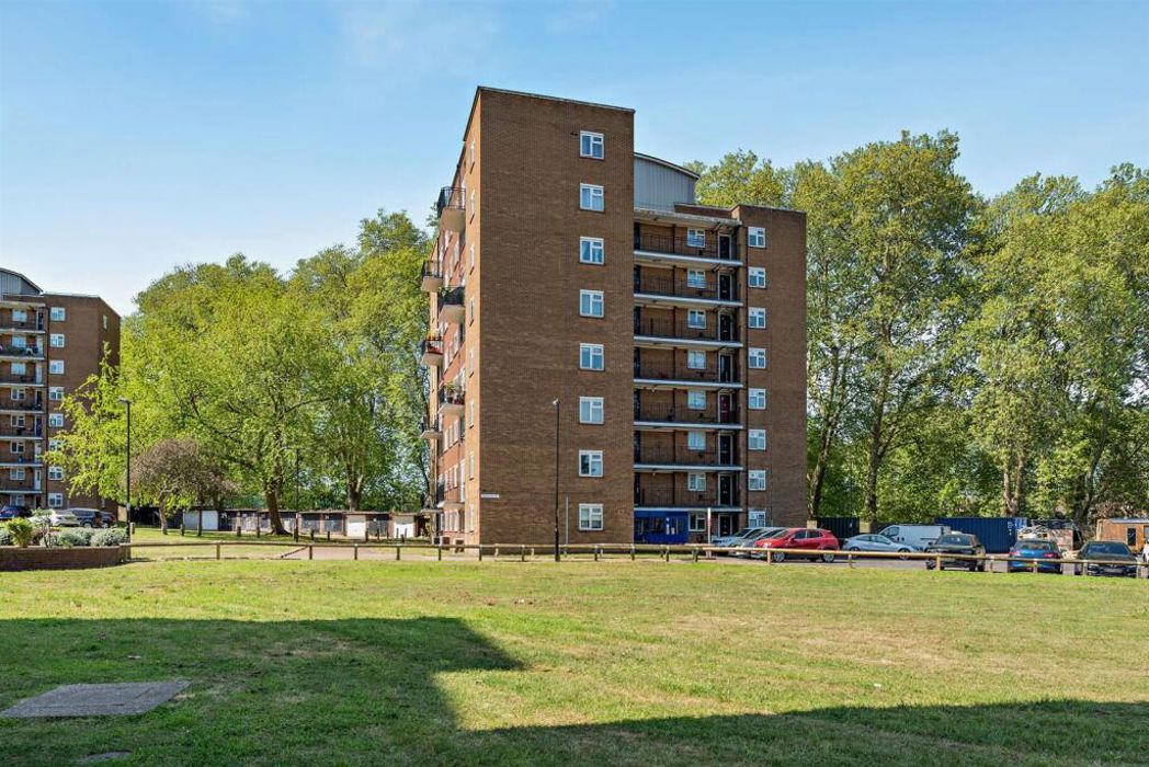 Property image 16 of 22