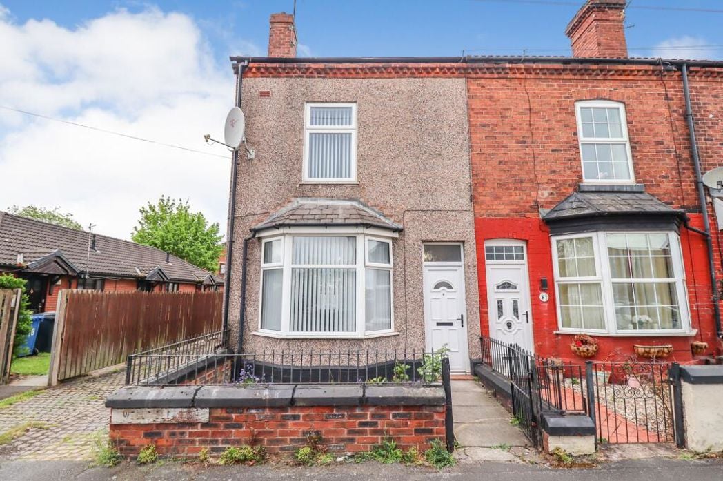 Property image 1 of 17