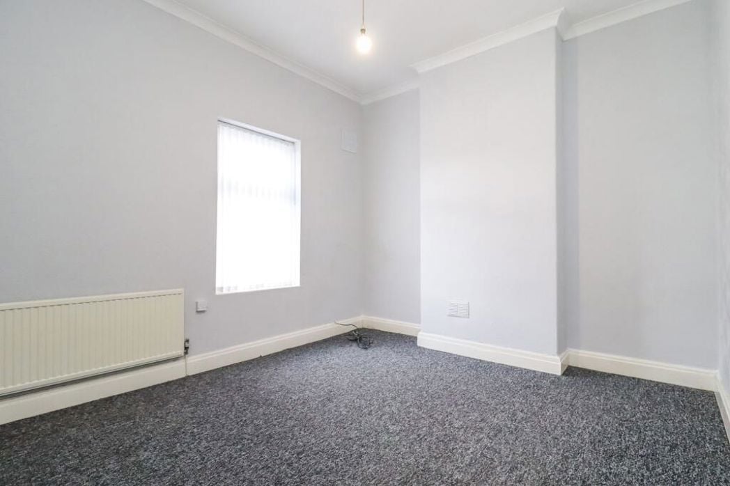 Property image 9 of 17
