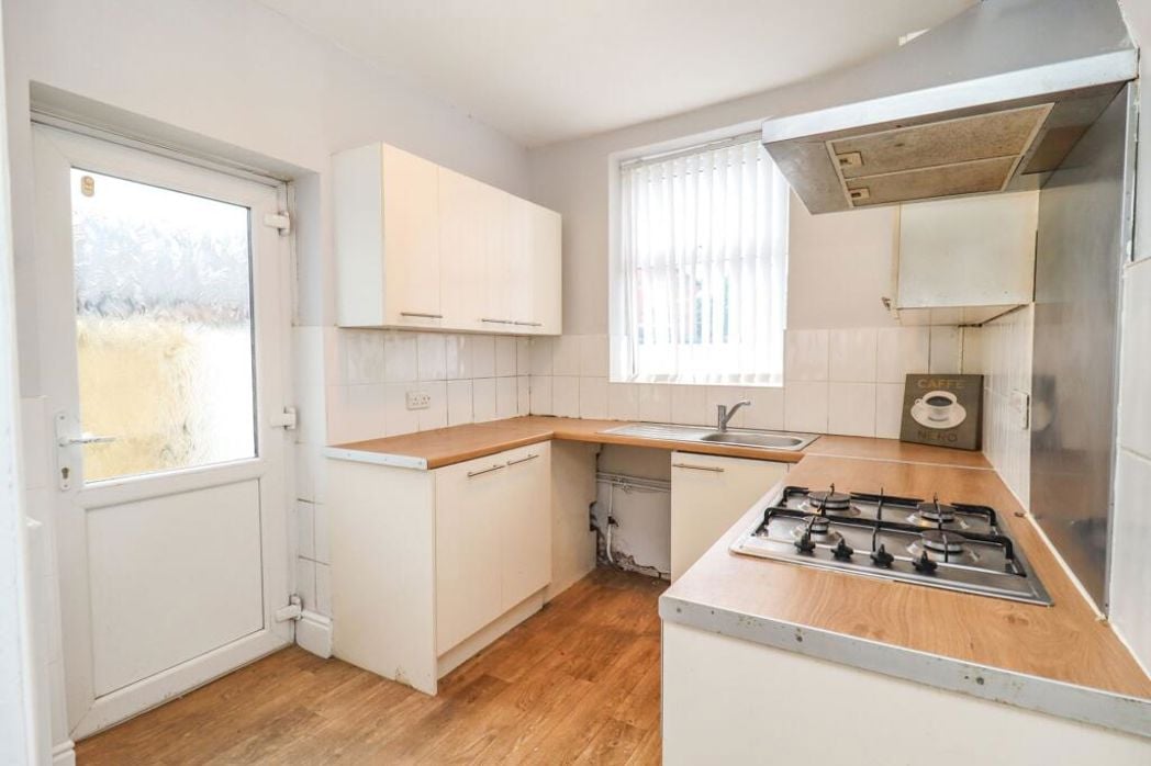 Property image 7 of 17