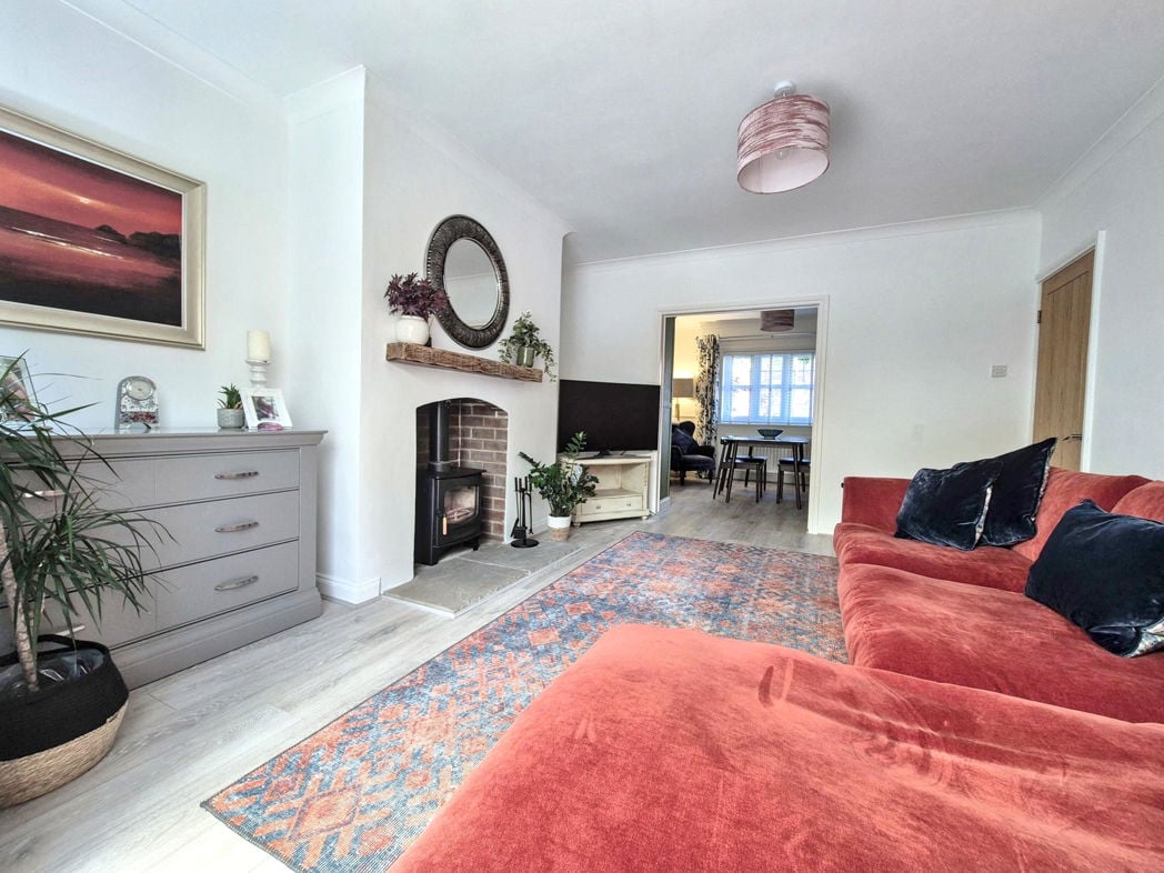 Property image 9 of 36