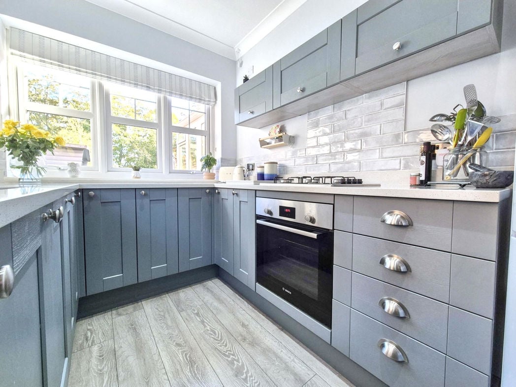 Property image 13 of 36