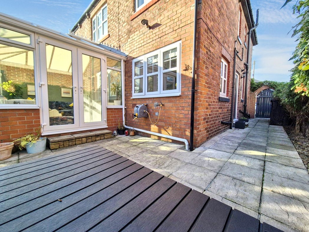 Property image 30 of 36