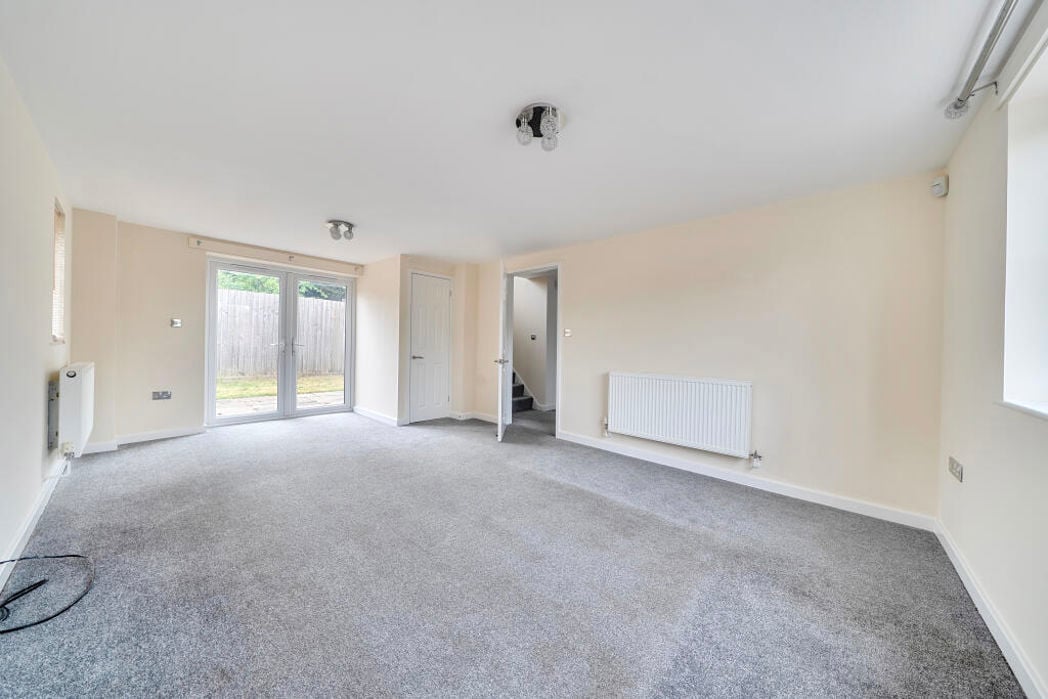 Property image 11 of 13