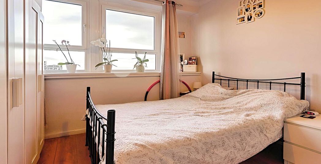 Property image 3 of 8