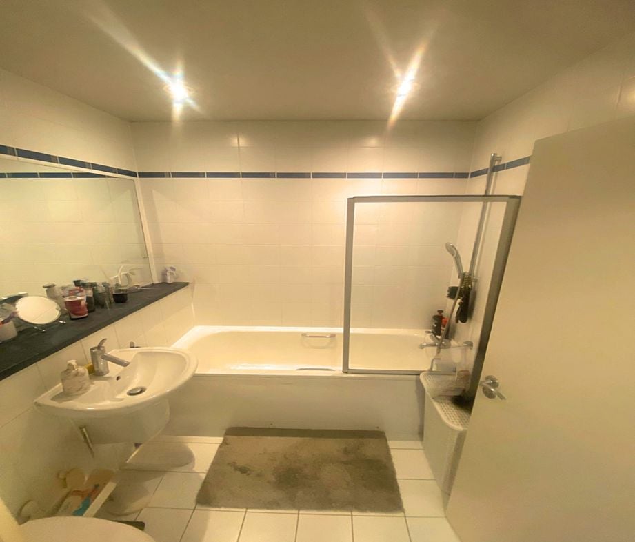 Property image 6 of 8