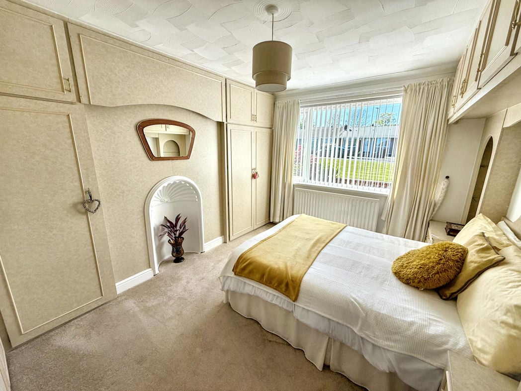 Property image 8 of 13